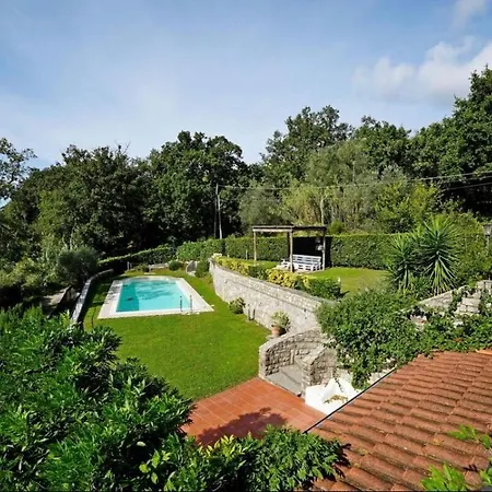 Pera Villa Corsanico-Bargecchia