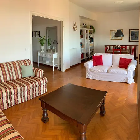 Pera Villa *