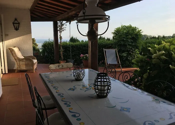 Pera * Corsanico-Bargecchia